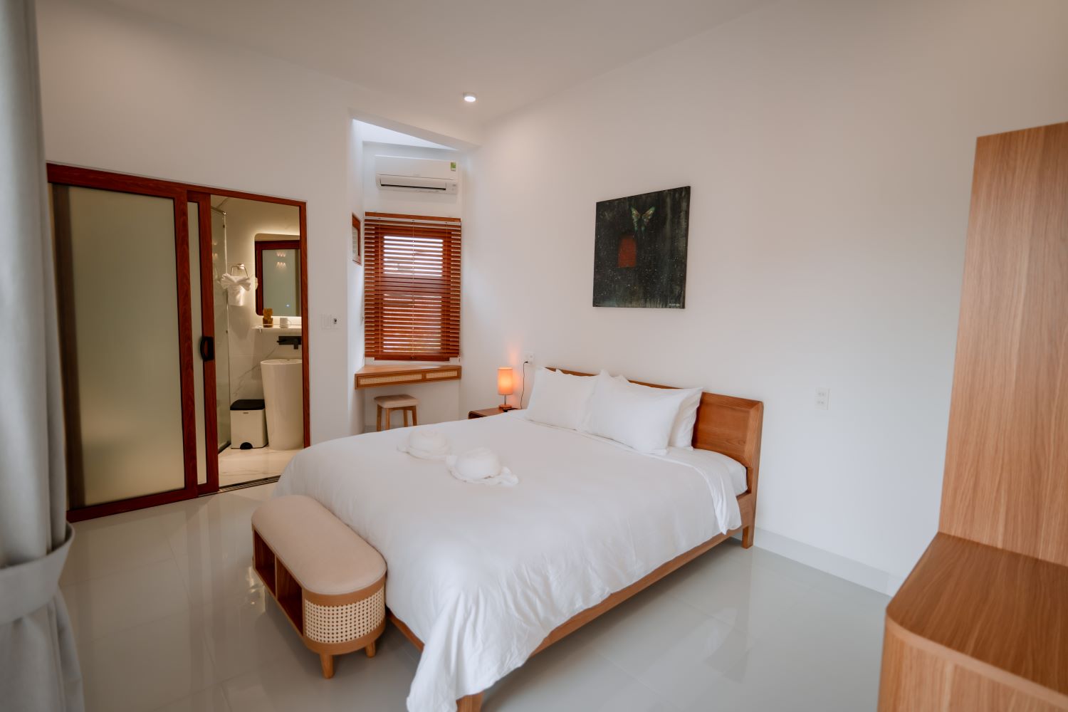 Deluxe Double River View Room